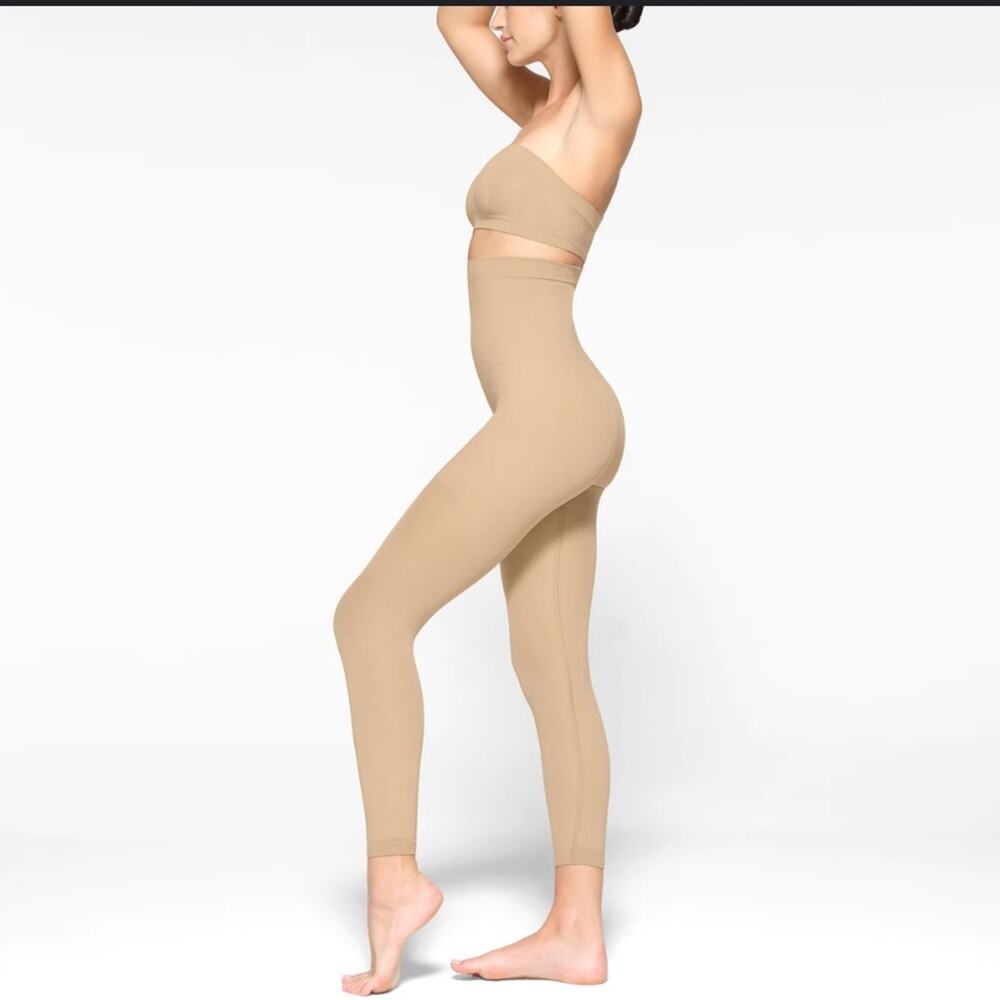 Skims Seamless Sculpt Leggings Sand NWOT